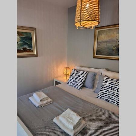 Studio Apartment Marella Віс Екстер'єр фото